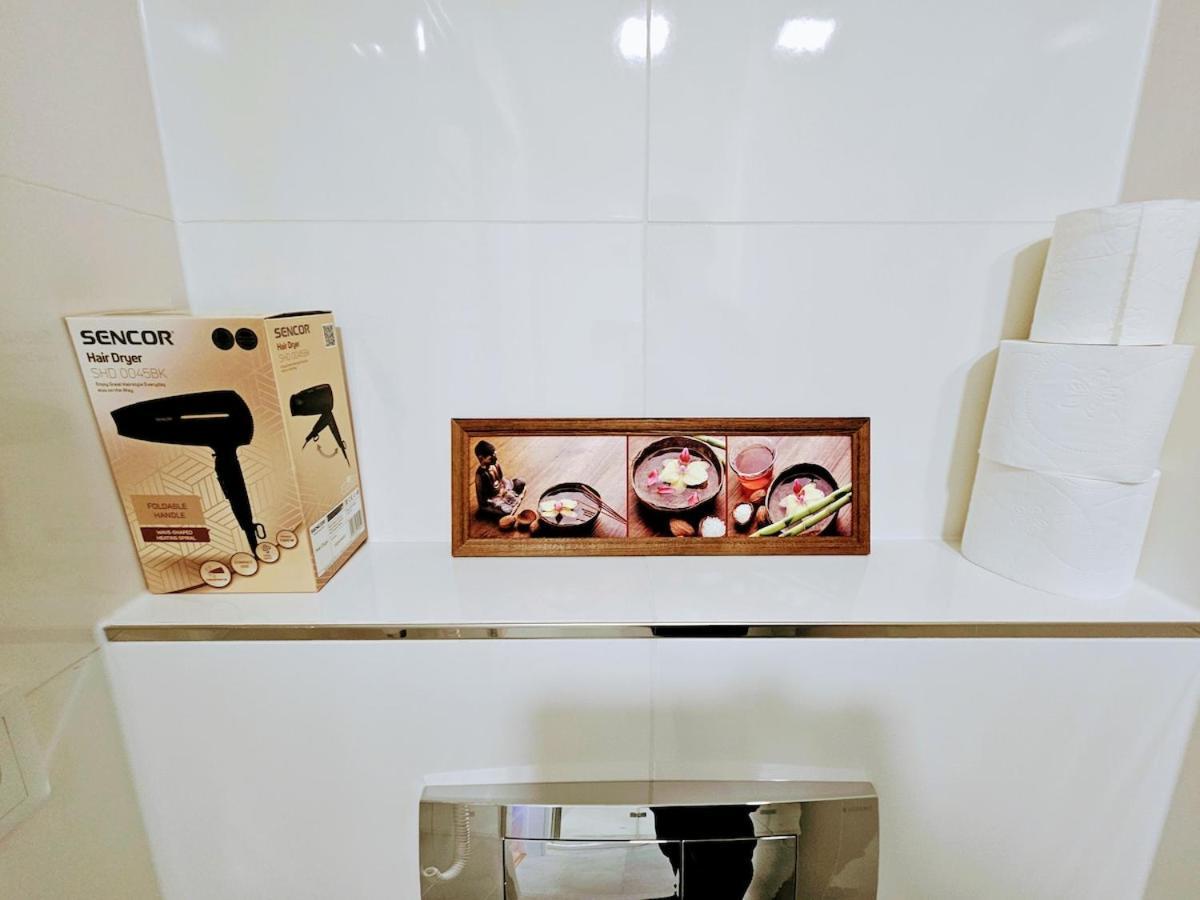 Apartment Live-inn Cozy For 1-4 Guests, 20 Mins To Center, Lift, Gym, Reception, Parking, Roof Terrace, Game & Party